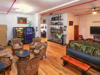 NY Moore Hostel Hotels near Bushwick