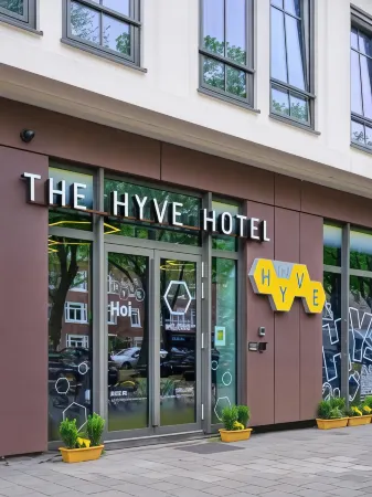 The Hyve Capsule Hostel Amsterdam Отели рядом с достопримечательностью «Хет Схип»