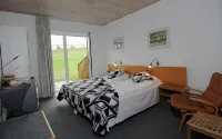 Gjerrild Kro Hotels in Grena
