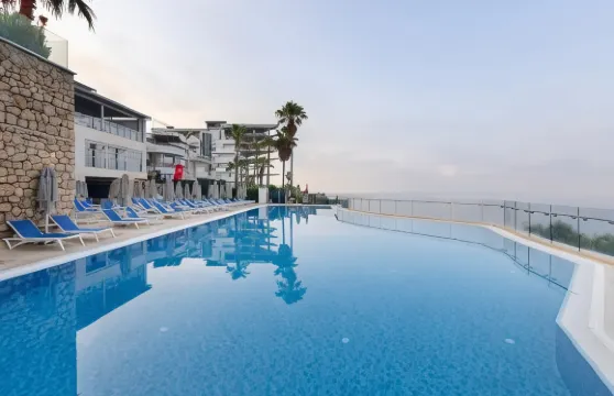 安塔利亞温德姆華美達廣場酒店