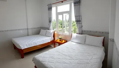 Hung Phuc Mui Ne Hotel Отели рядом с достопримечательностью «Fairy Stream»