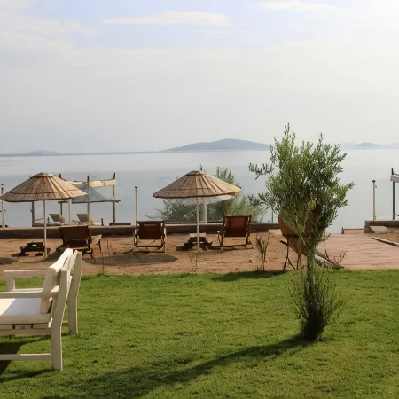 Cundavilla Hotel & Suites