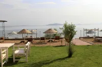 Cundavilla Hotel & Suites فنادق في Mithatpasa Mahallesi