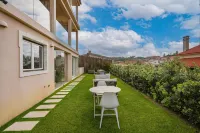 Azenhas do Mar Valley House