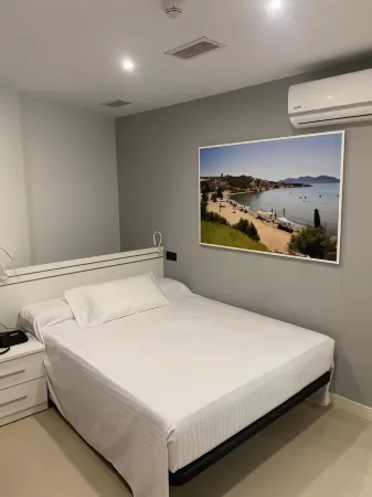 Apartahotel Puerto Blue Отели в г. Масаррон