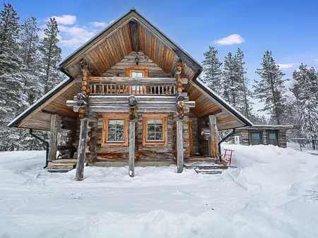 Lomaperä Отели рядом с достопримечательностью «Snow Village»