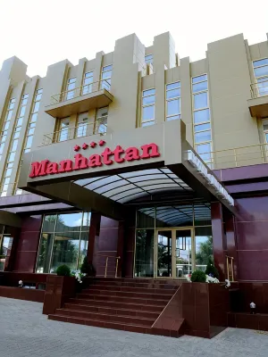 Manhattan Hotel & Restaurant - Pool