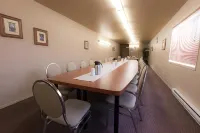 Travelodge by Wyndham Drummondville Hotels in Drummondville