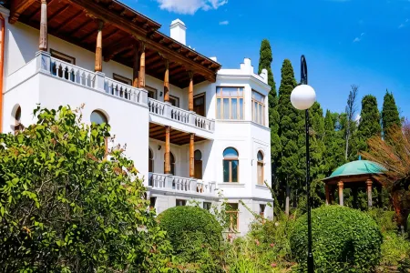 Uzbekistan Hotel Отели в г. Ялта