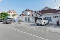 RedDoorz Syariah Near Taman Bekapai 2