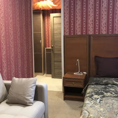 Happy Home Hotels near Kurgan Airport