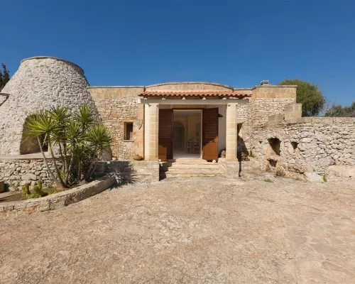 836 Masseria Colosso - Pajara Hotels in Patu