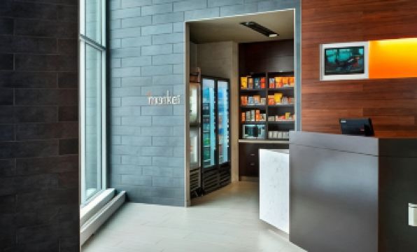 Courtyard Philadelphia South at the Navy Yard