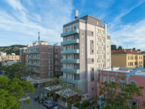 Amadei Hotel Figaro & Apartments Hotels in Pesaro