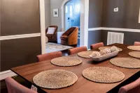 Stylish 3King/2Twin -The Heritage House