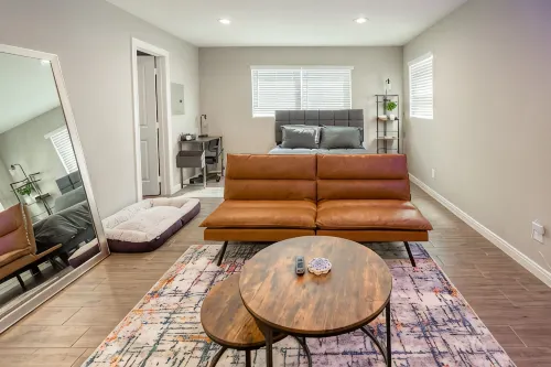 Cozy Downtown, Montrose Studio!Free parking ! - Kondo