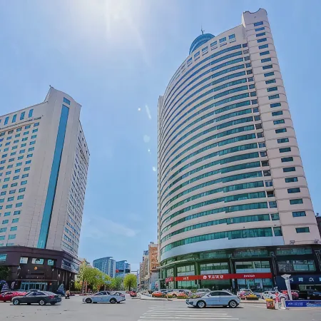 Zhuote Apartment (Qingdao May Fourth Square) Отели рядом с достопримечательностью «Олимпийский парусный центр»