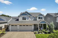 Wine Country Retreat with Fire Pit, EV Charger & Family Amenities