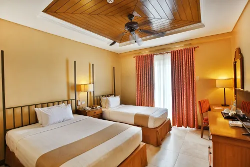 Crown Regency Prince Resort