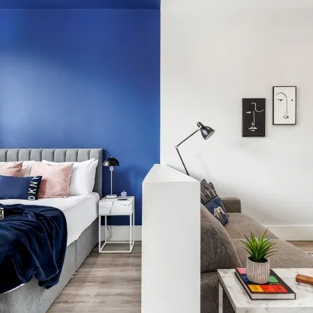 Comfy Seaside Studio Apt w/ Free Gym & Wi-Fi