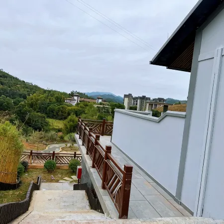 Longhu Hot Spring Resort