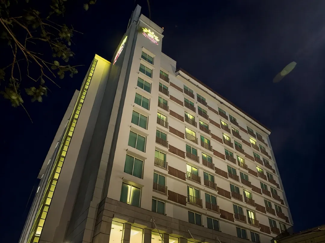 Grand Surya Hotel Kediri - Kediri