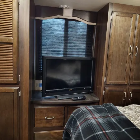 Cozy RV with all comforts of home in Horn town VA