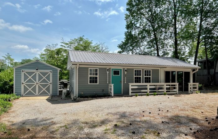 Charming Getaway At Conley Bottom Resort/Lake Cumberland