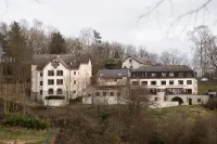 Auberge de Jeunesse de Bouillon Hotels in 
