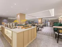 Cloudscape·Lanju High-Rise River View Hotels in Yanji