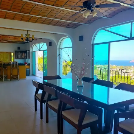Beautiful sea view home