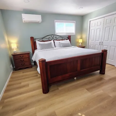 Centrally Located 2 King Bed 2 Bath