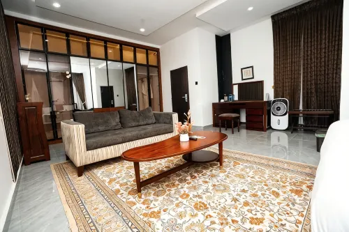 The Enclave Apartment - Apartments