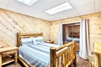 2Mi to Dollywood • Arcade Games • 3Br • Smarttvs • HotTub • BBQ • Easy Access! - シャレー