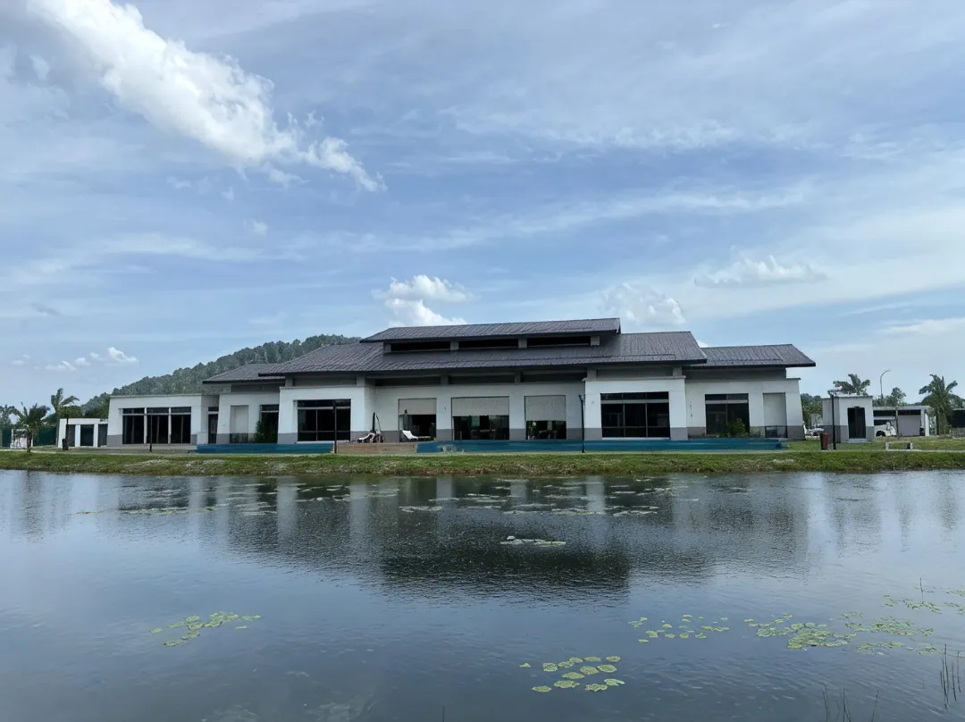 The Mangrove At Carey Circles - Banting