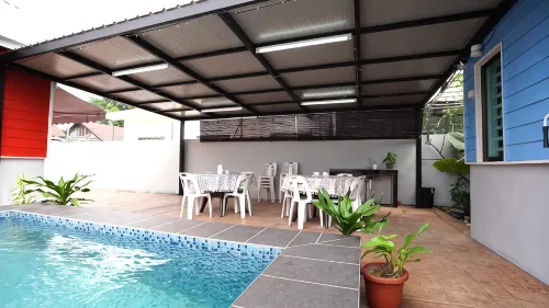 Voon Cottages@Pinjistation | Private Pool | 10pax - Villas