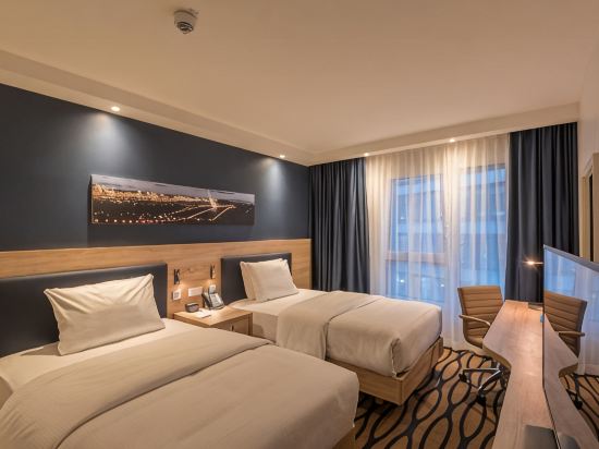 Hampton by Hilton Frankfurt Airport