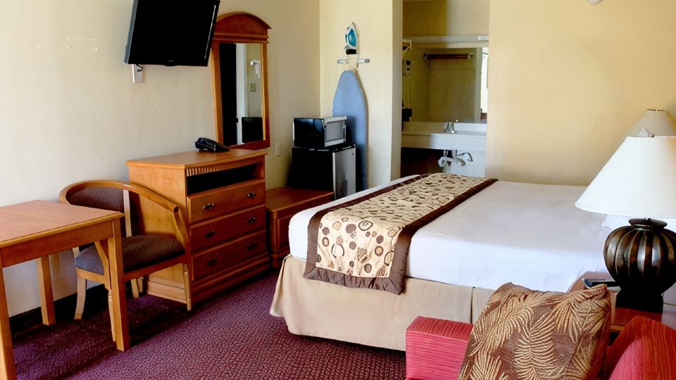 Americas Best Value Inn Frost Bank Center
