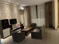 普洱方麗主題飯店 - 2 星級