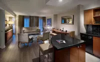 Pantages Hotel Toronto Centre