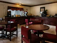 Super 8 by Wyndham Jonesboro