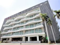 City Suites - Kaohsiung Chenai Hotels near Yancheng