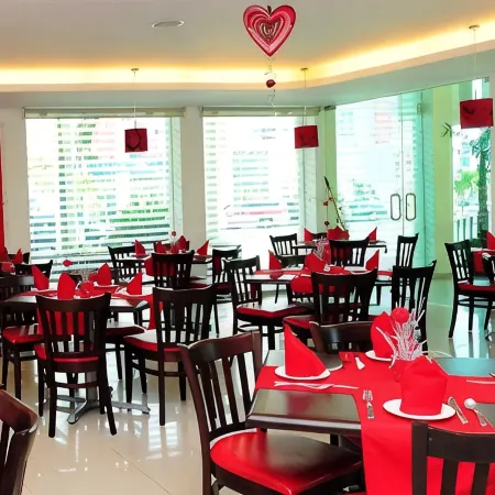 Hotel Grand Marlon