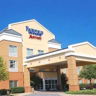 Fairfield Inn & Suites San Francisco Airport/Millbrae Hotels near Millbrae Library