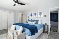 Sleeps 12, 16ft Water, Game Room, Hot Tub + MORE! - 4つ星
