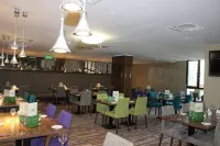 Holiday Inn AKTAU by IHG - servizio colazione