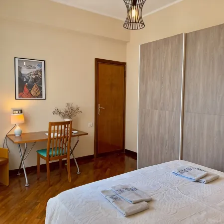 The Hammock, spacious, super-comfortable panoramic penthouse near Rossini Theater