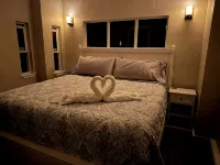 Lake House with Sauna, kayaks, S.U.Ps, snorkeling sets and boat parking - 4-Sterne