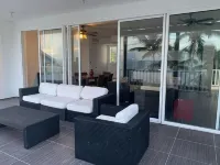 Vista Mare Ocean View Spacious 2-Bedroom