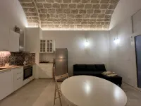 Renovated historic pied-à-terre in downtown, suitable for couple or family - 2-Star